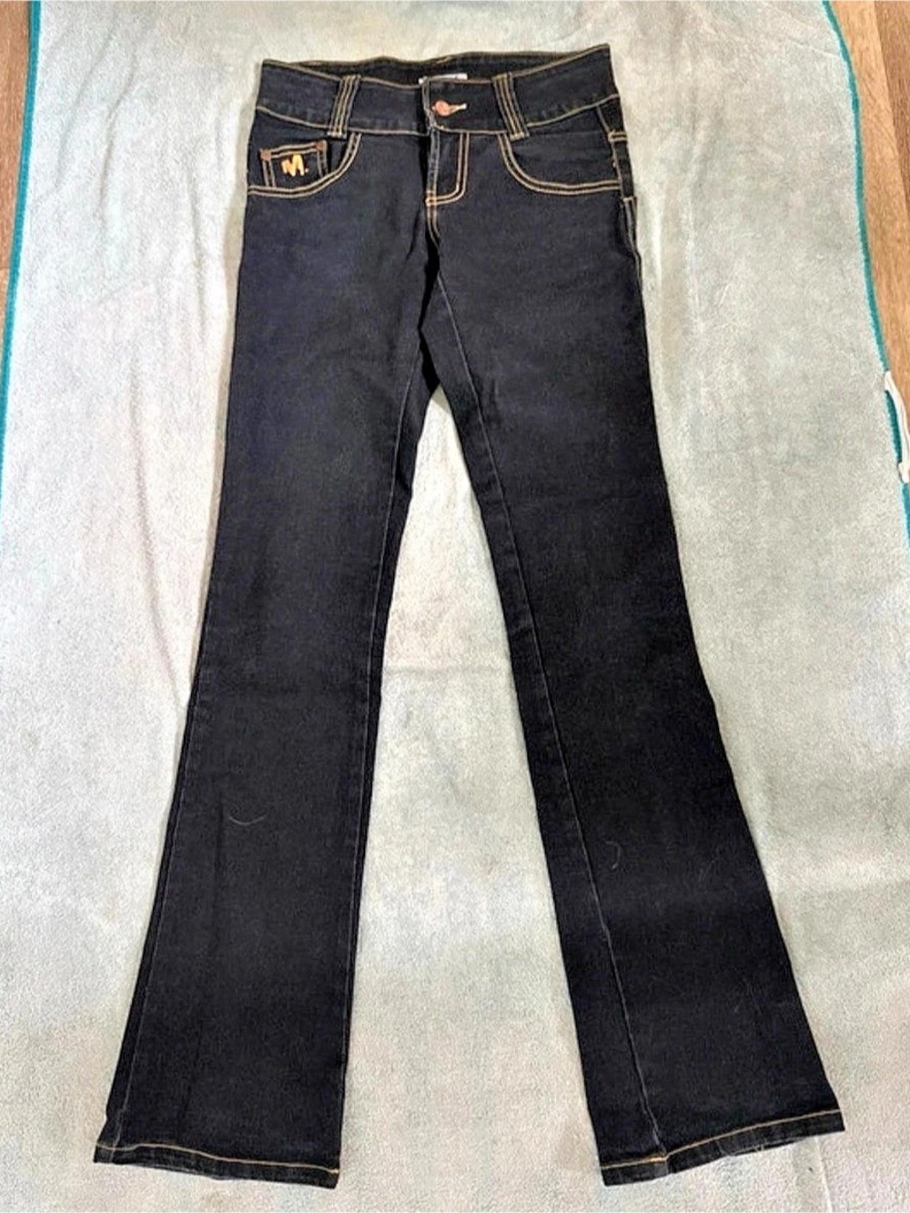 Moci Flare Cut Jeans in Indigo